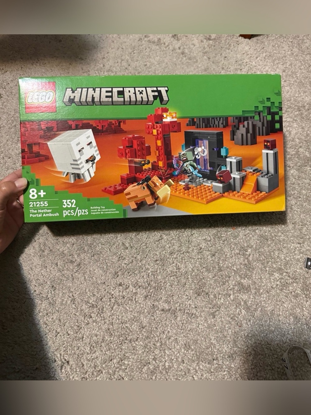 New LEGO Minecraft 21255 The Nether Portal Ambush